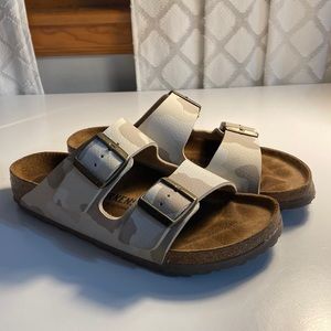 Arizona Birkenstocks size 37